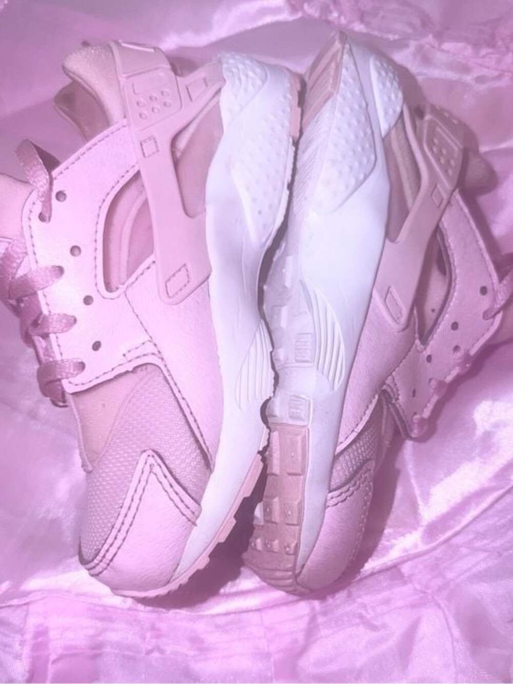 NIKE huarache run girls size 11c